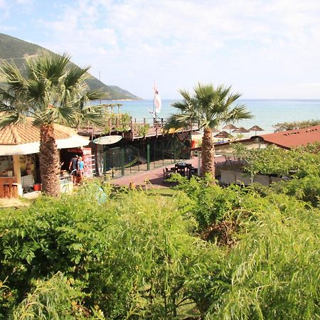 Nefeli Wind Club Aparthotel Vasiliki  Exterior photo