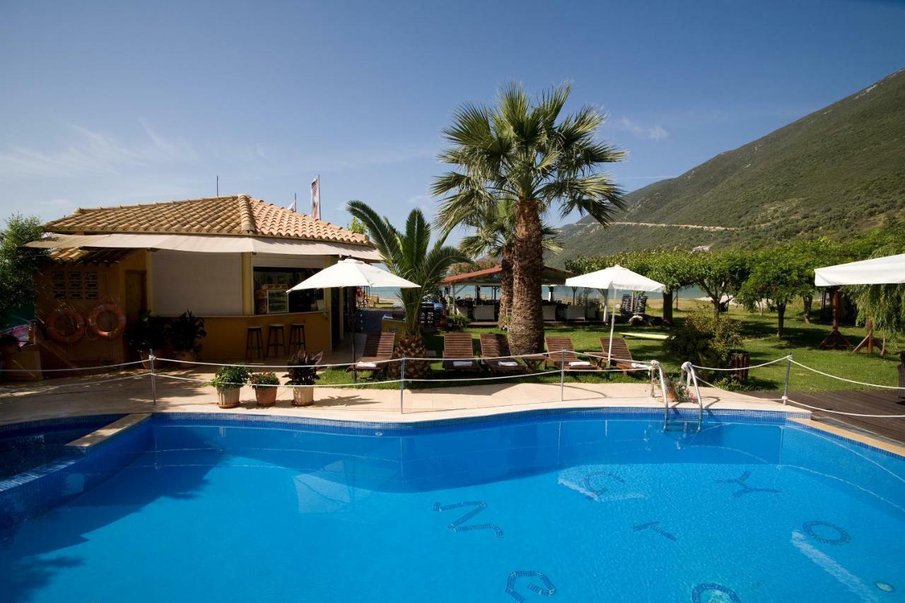 Nefeli Wind Club Aparthotel Vasiliki  Exterior photo